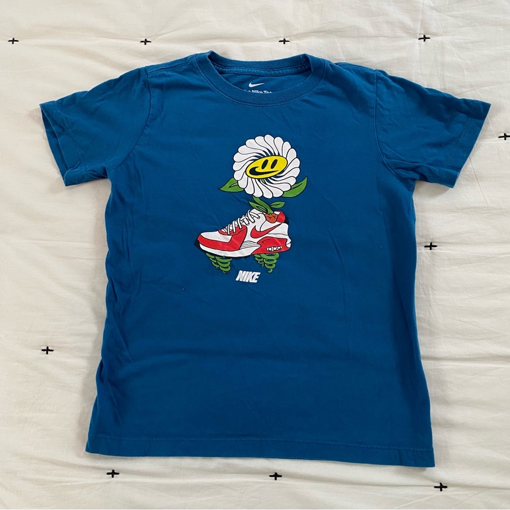 Nike Tee T-Shirt Top Boy's Medium Crew Neck Blue Flower Sneaker